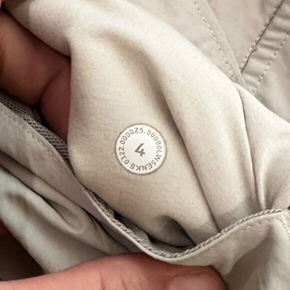 Lululemon Effortless Mid-Rise Pant - Picture 4 of 8